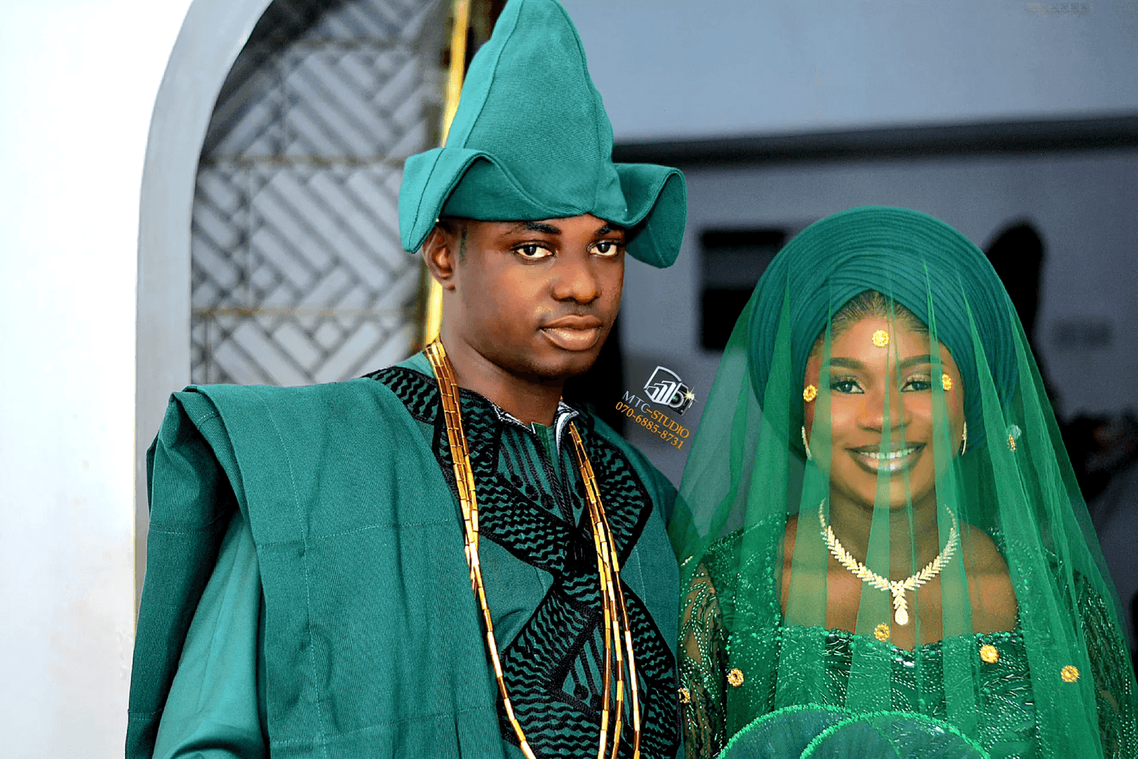 Mr and Mrs Aiyeobasan photography in Ikorodu, Lagos. Nigeria by MTC Studio