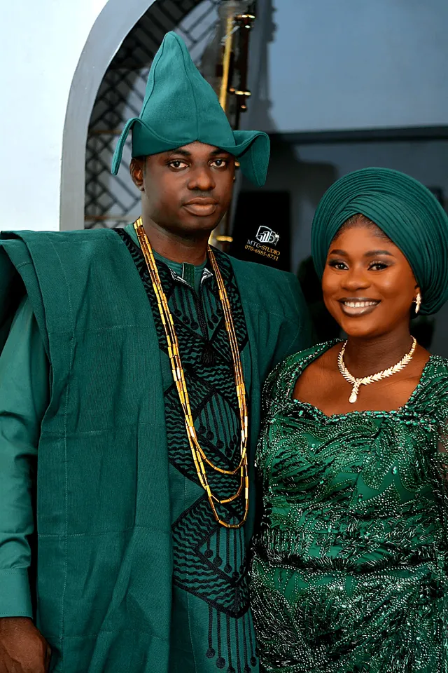 Mr and Mrs Aiyeobasan photograph 3 in Lagos